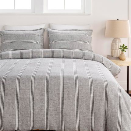 Clarke 3 Piece Duvet Set